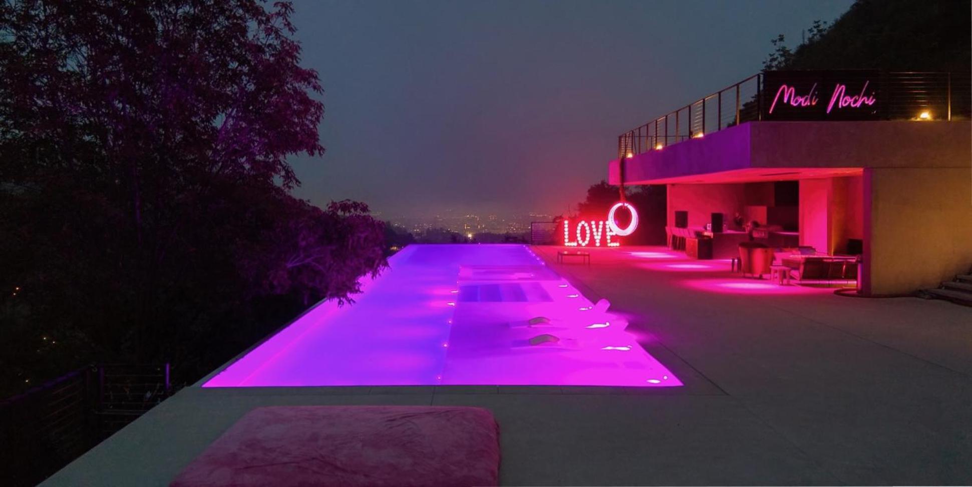 Modi Nochi Villa *
